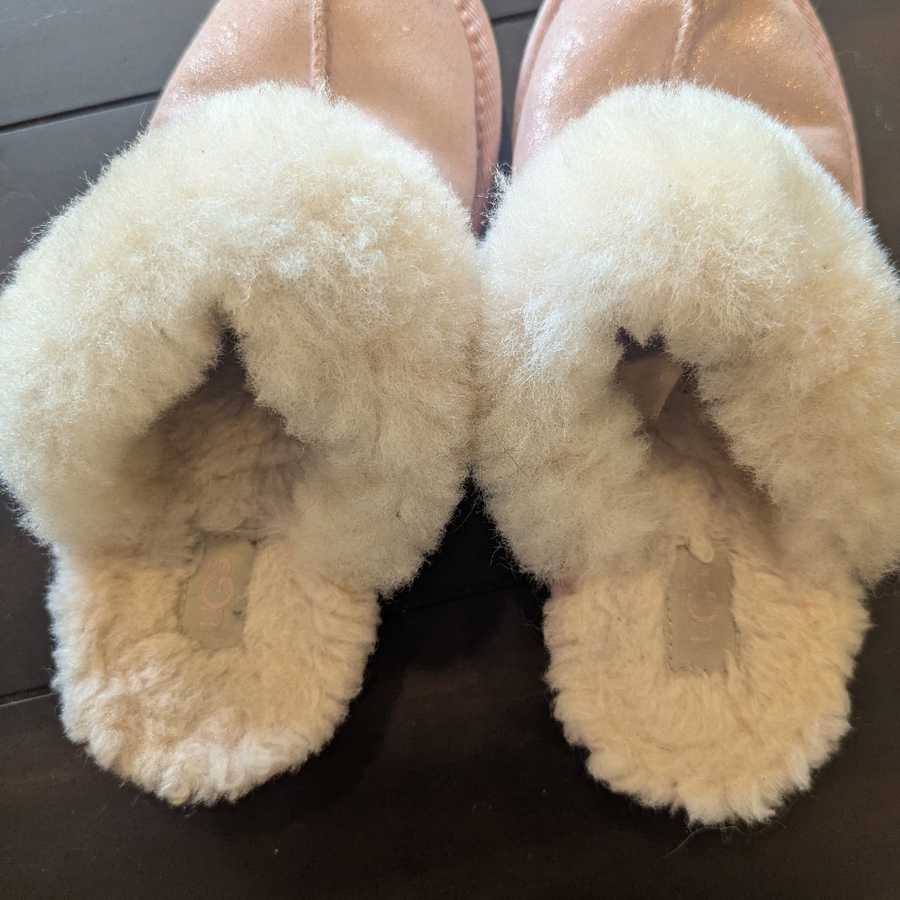 Cozy Pink Shearling Girls Slippers
